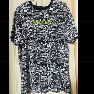 Urban herltage brand new shirt